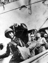 First American soldier lands on NZ soil