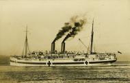 The <em>Maheno</em> sailing to war