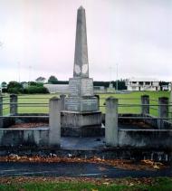 Maungakaramea memorials