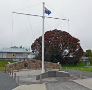 Tutukākā Coast memorial