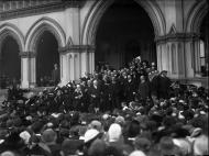 Announcement of war with Germany, 1914