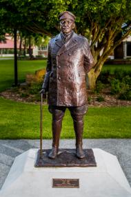 Sir Andrew Russell memorial