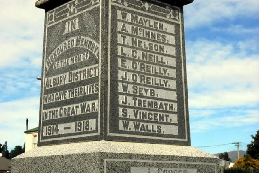 Albury war memorial