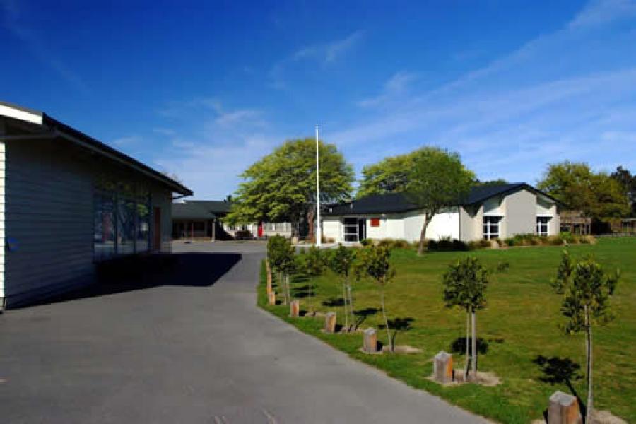 Amberley school memorial