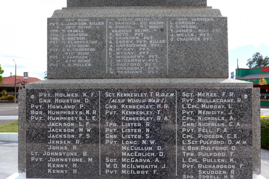 Clive war memorial