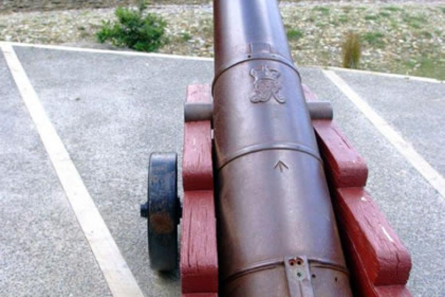 James Cook monument