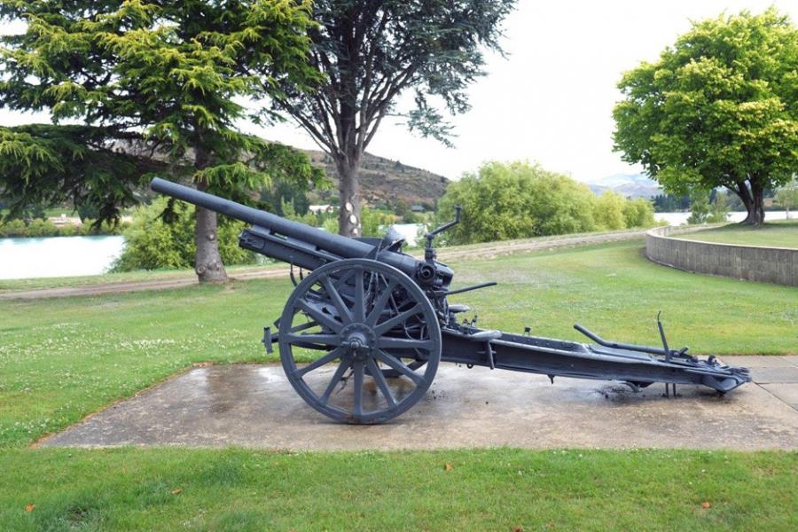Cromwell war memorial