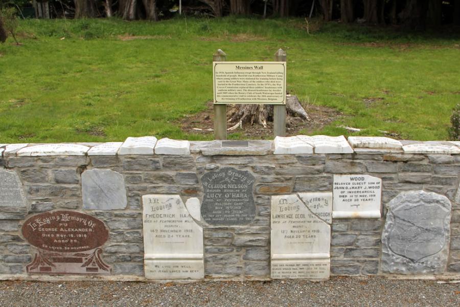 Featherston cemetery memorial