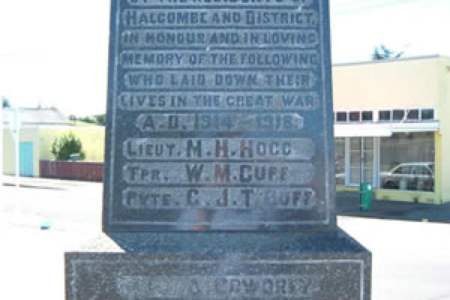 Halcombe war memorial