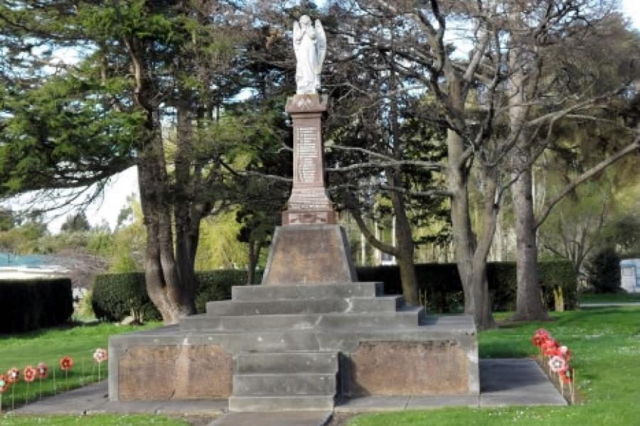 Memorial detail