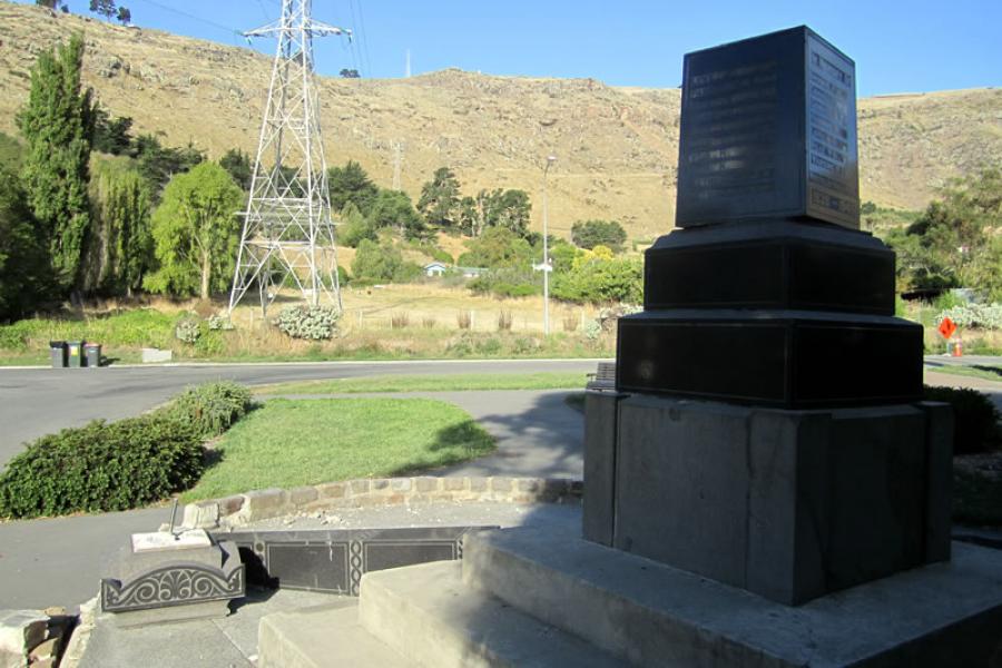 Heathcote memorial