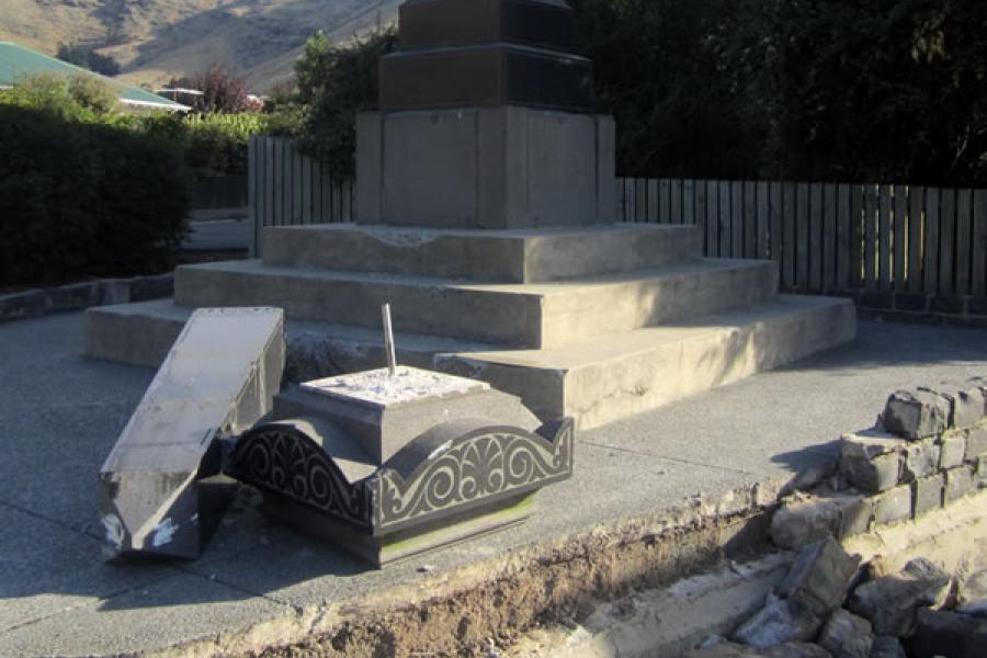 Heathcote memorial