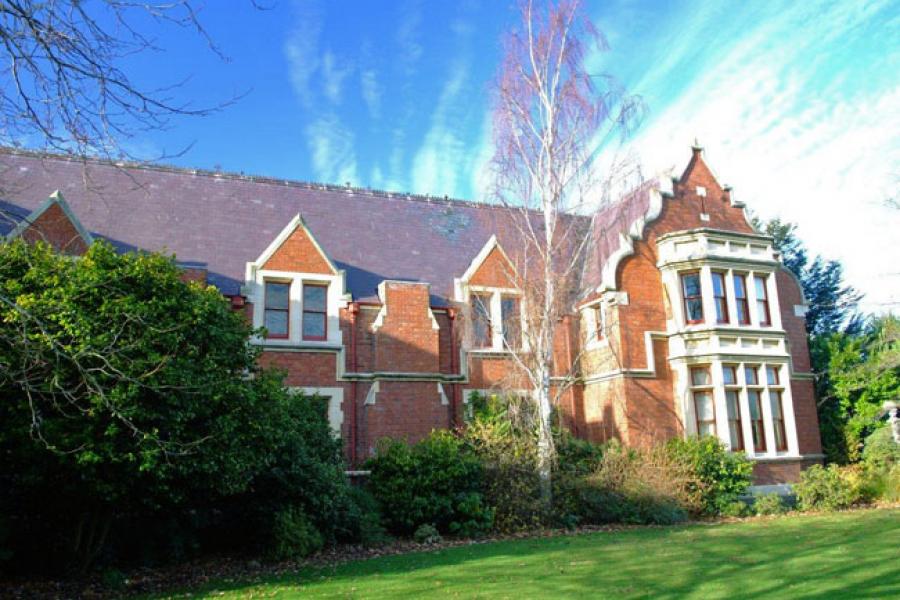 Lincoln University war memorial hall