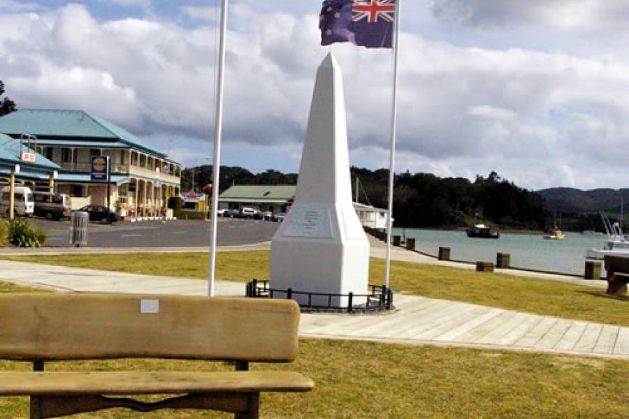 Mangonui war memorial