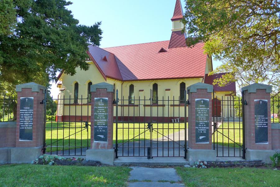 Memorial gates