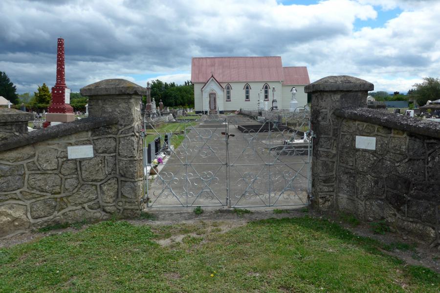 Omahu war memorials