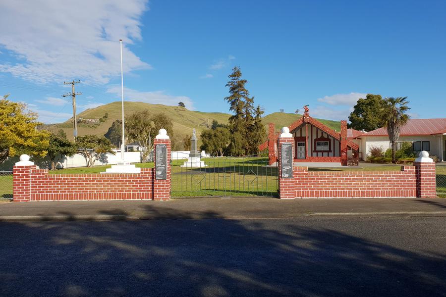 Pakipaki Second World War memorial