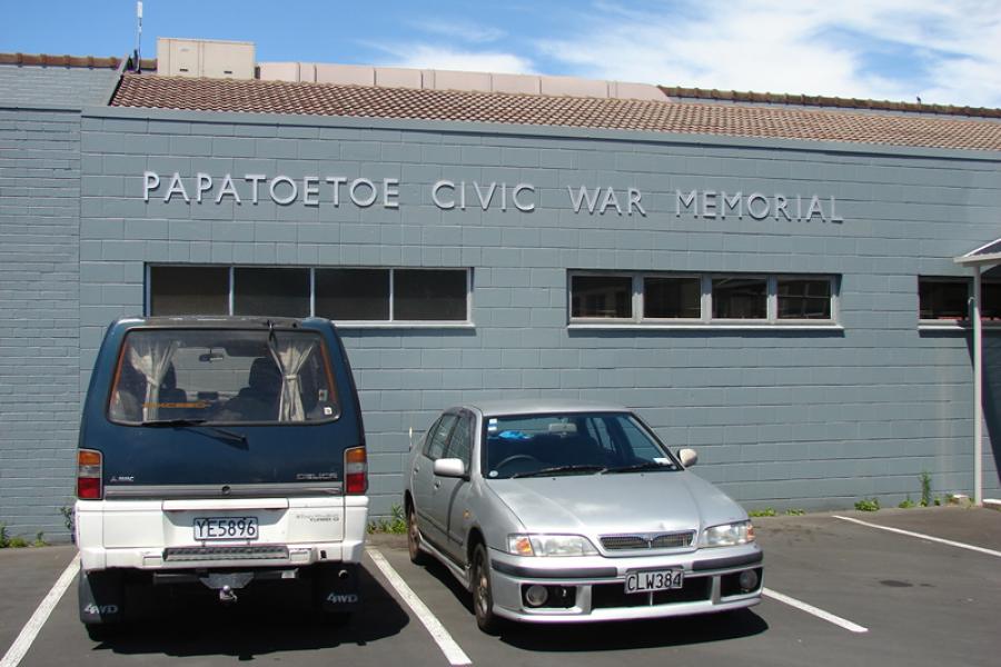 Papatoetoe memorial library