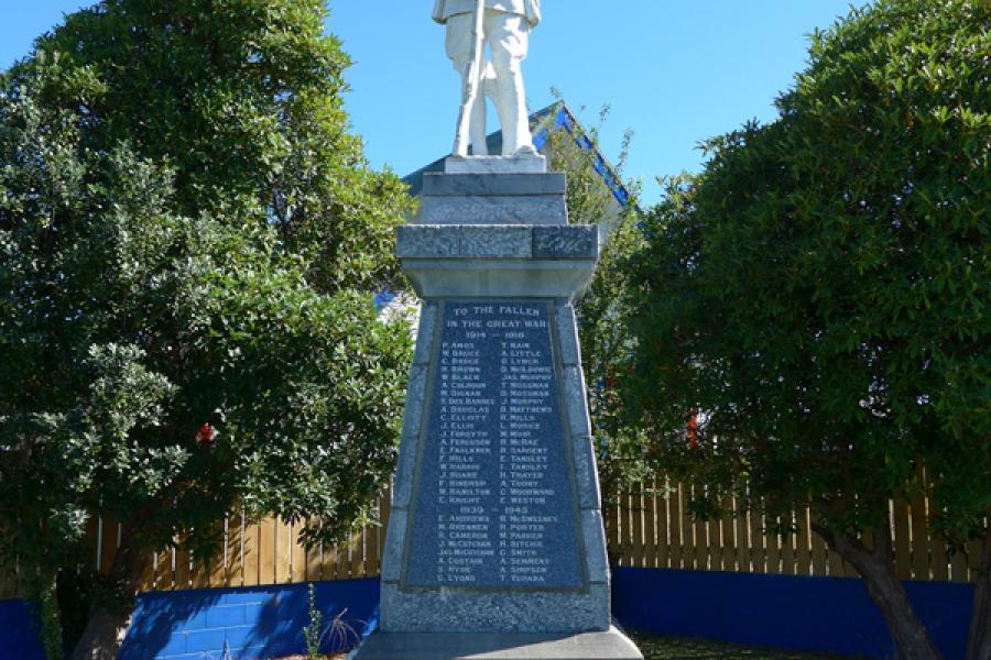 Patutahi war memorial