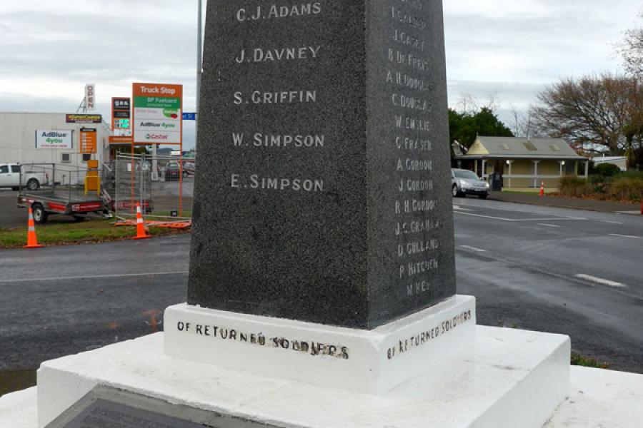 Pokeno First World War memorial