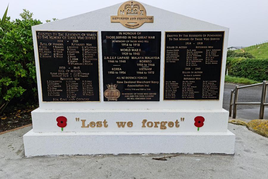 Warea and Pungarehu memorial