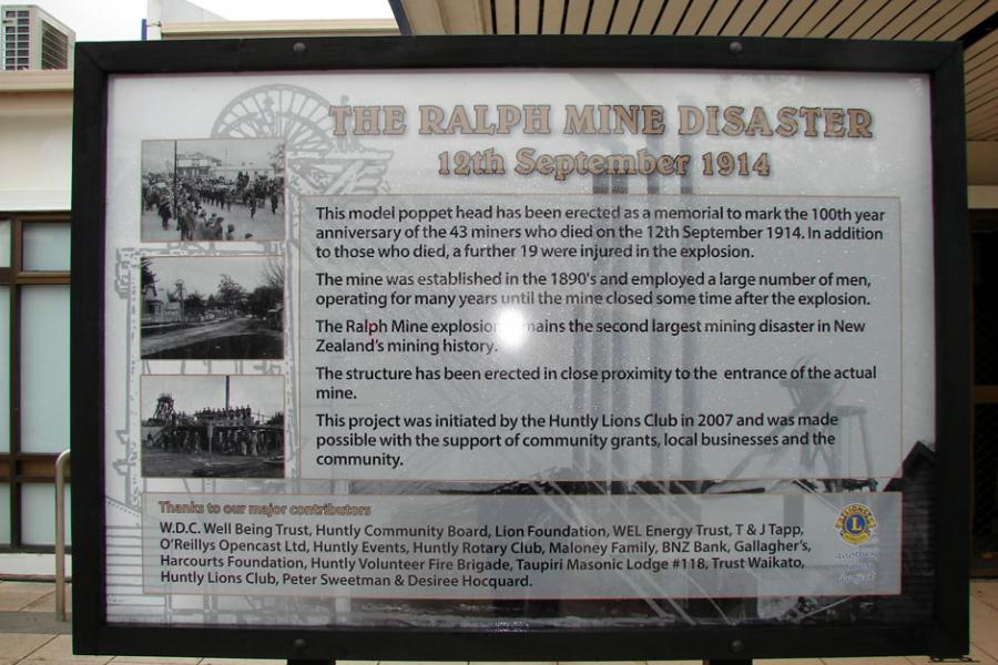 Ralphs mine disaster memorial detail