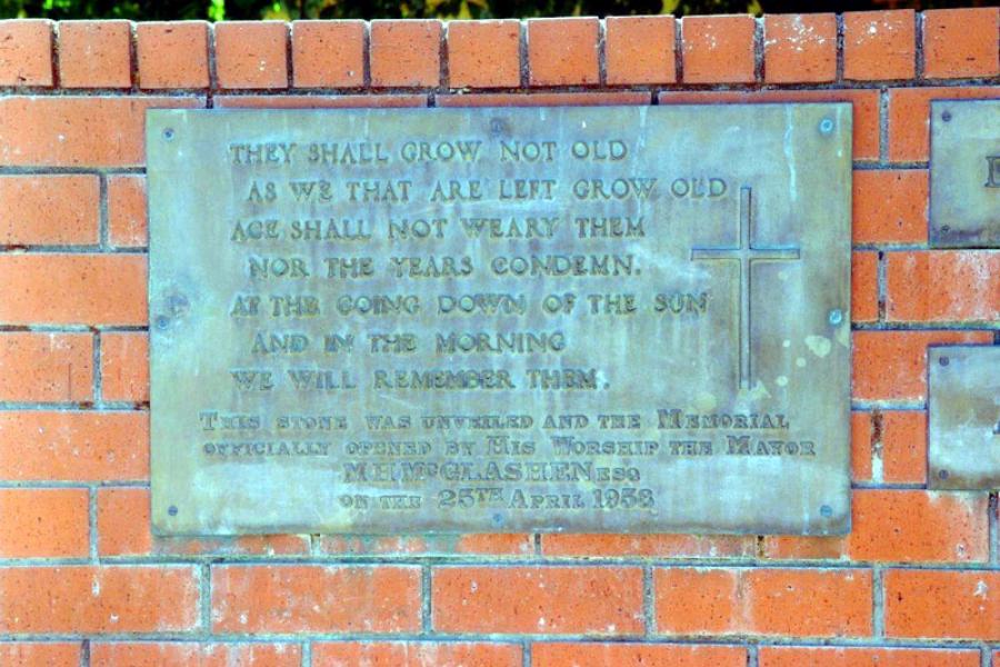 Richmond war memorial hall