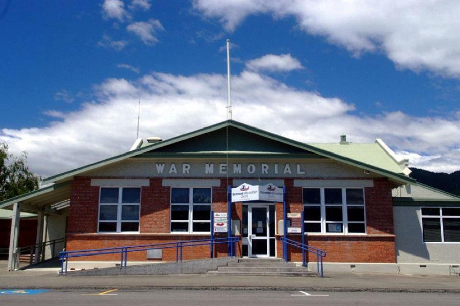 Richmond war memorial hall