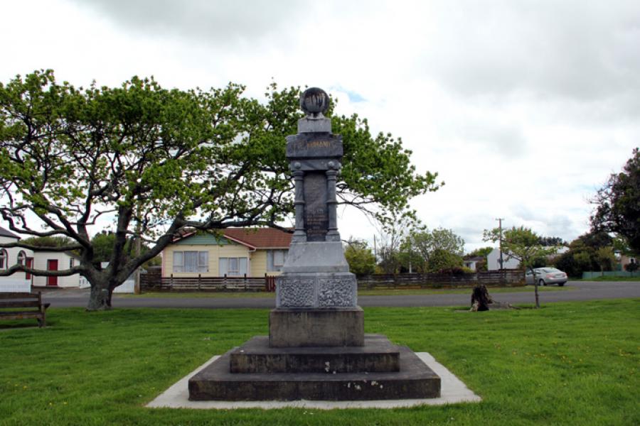 Rongotea war memorial