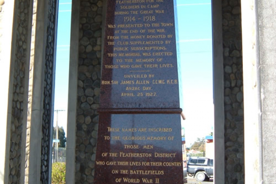 Featherston memorial names