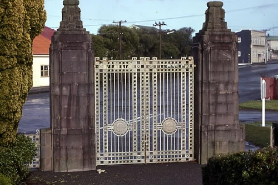 Stratford memorial gates detail