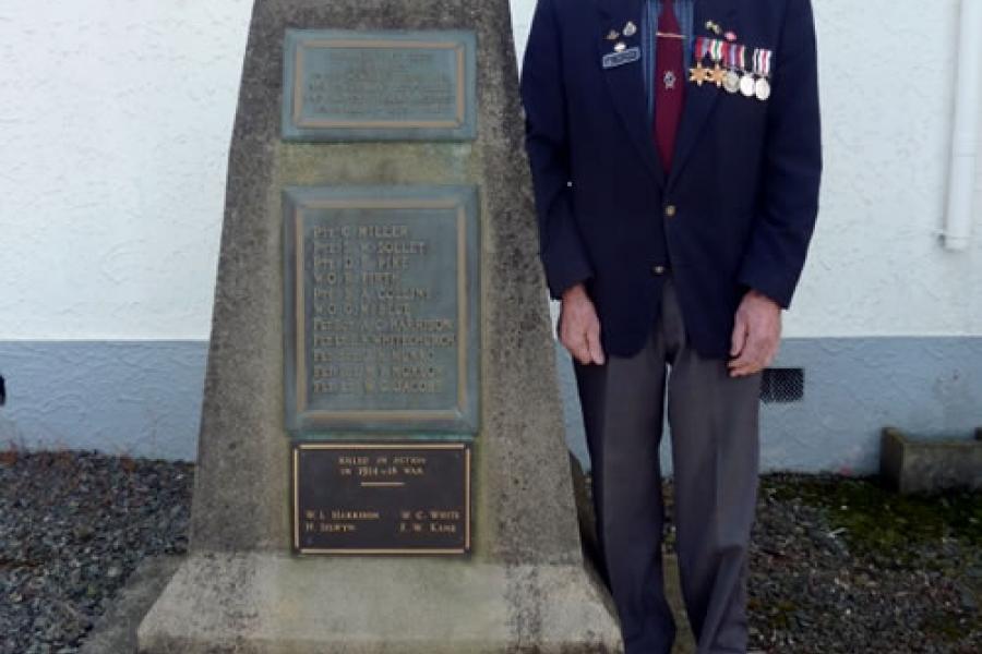 Tahuna war memorial