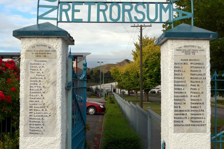 Taihape school memorial