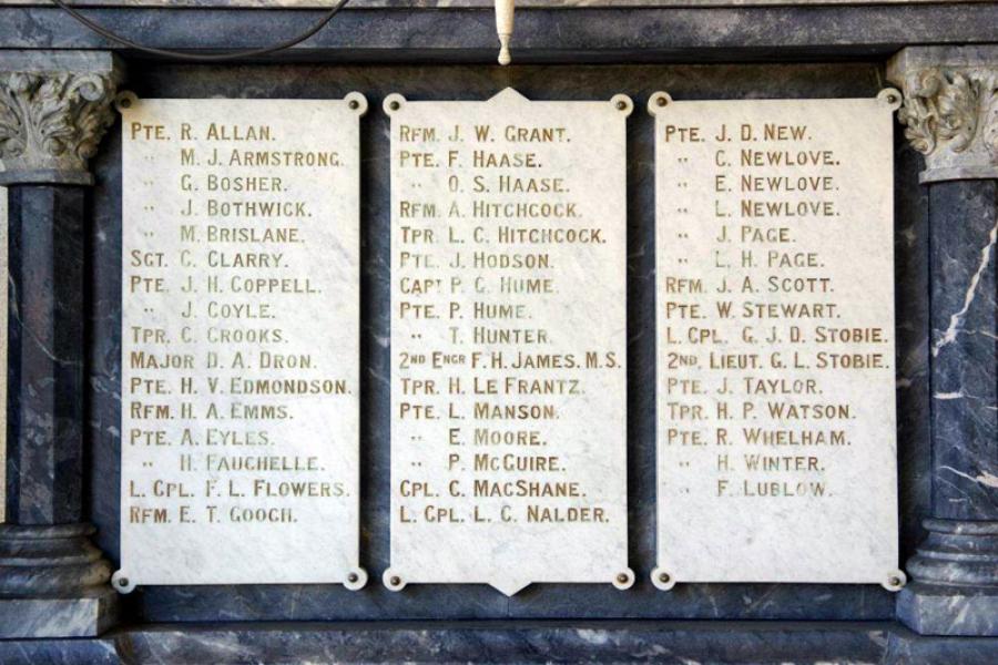 Takaka war memorial