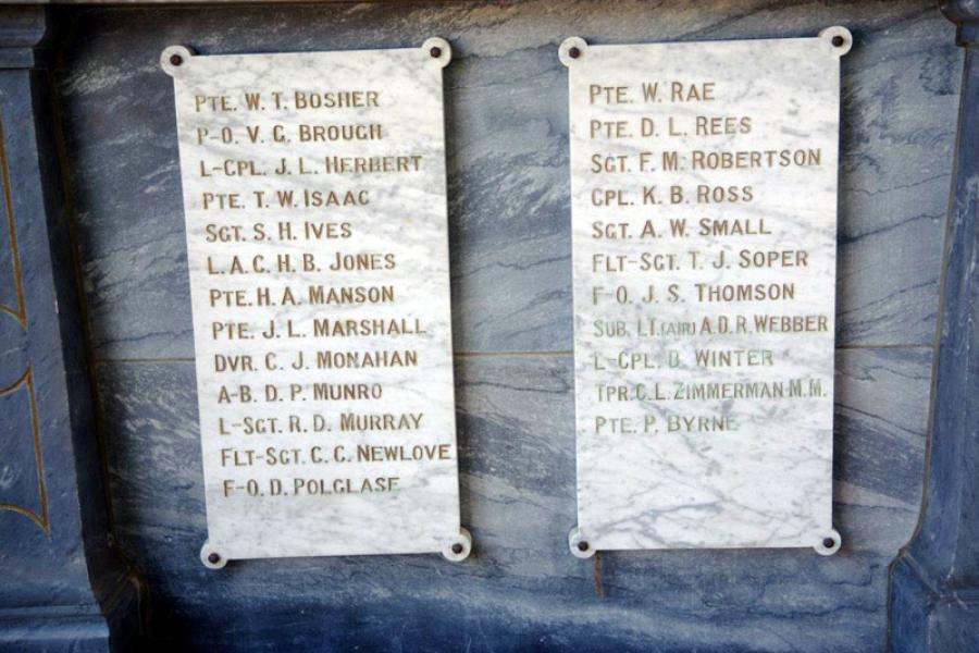 Takaka war memorial