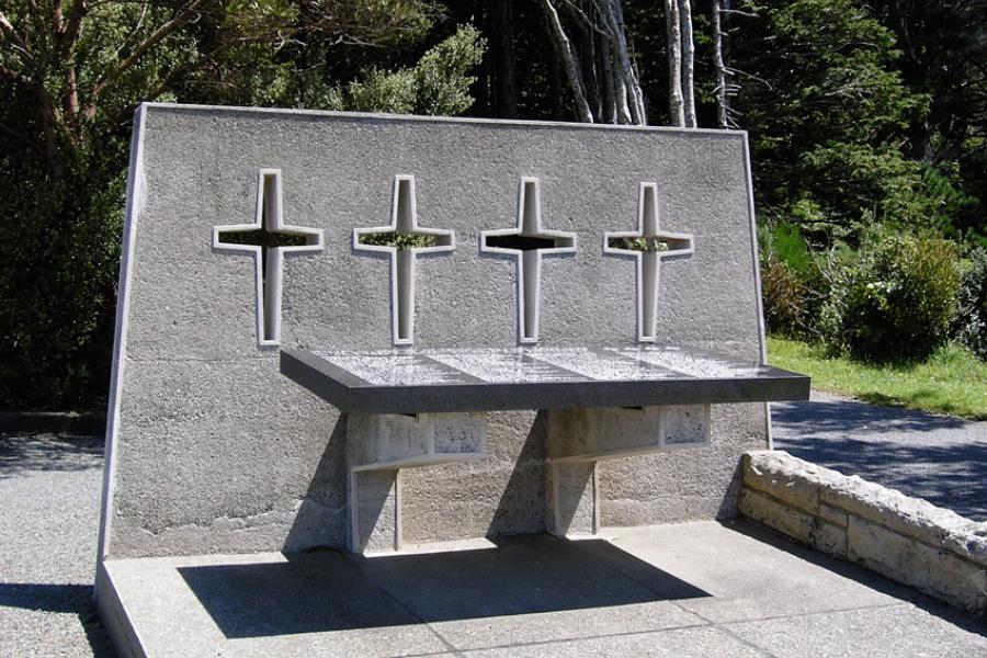 Memorial detail