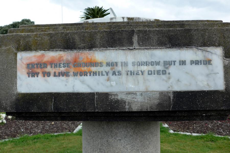 Taradale war memorial sundial