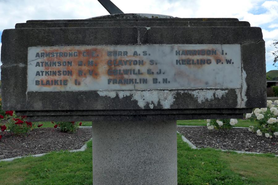 Taradale war memorial sundial