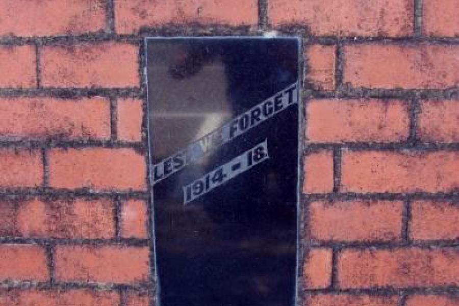 Turua School memorials