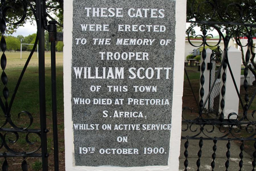Memorial detail
