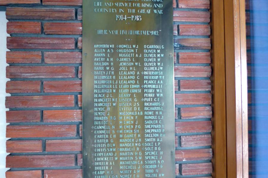 Whiteley Memorial Methodist Church memorials