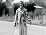 Esther James walks on, 1932
