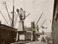 Loading ship at Glasgow Wharf, 1918