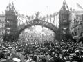 Queen Street during celebrations for Fleet Week, 1908