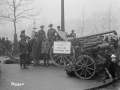 NZ soldiers showing off captured field guns in London
