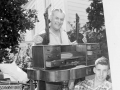 Keith Holyoake shifting house
