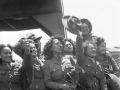 Maori WAACs welcome the Maori Battalion