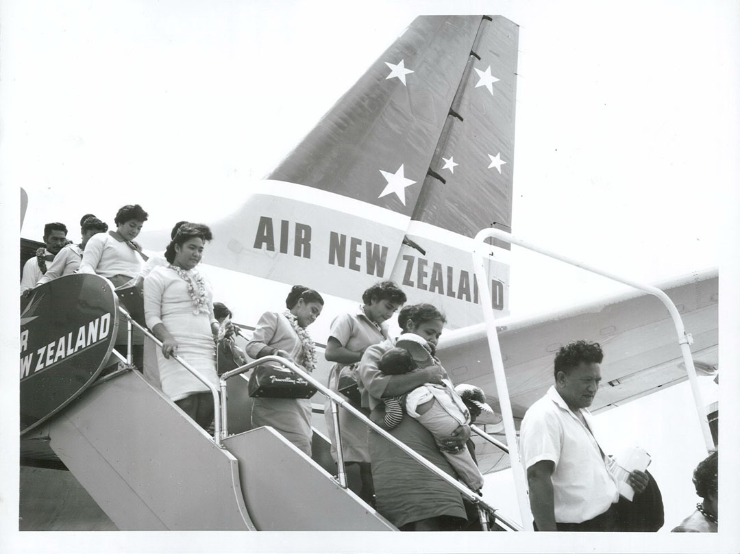 Tokelauan immigrants disembarking an Air New Zealand plane.