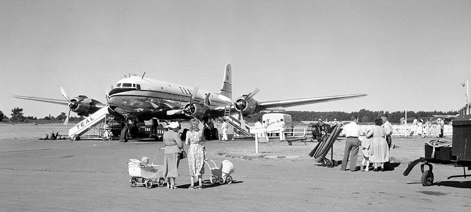 The aviation age