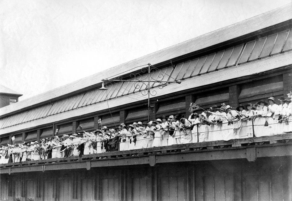 Census staff welcoming ship